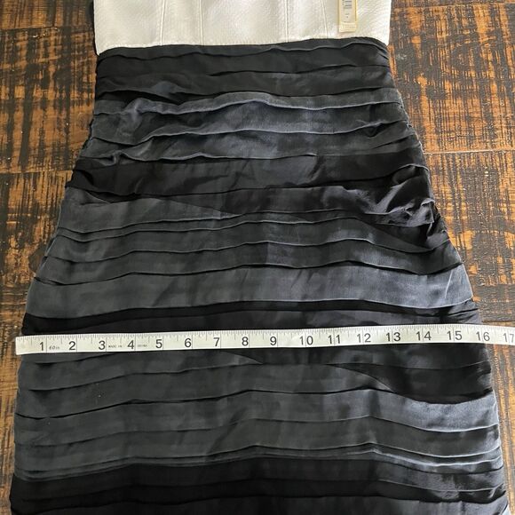 NWT Alice + Olivia Color Block Strapless Dress Black White 4 Cocktail Clubbing - Picture 9 of 10